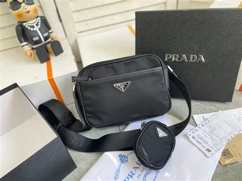 prada wallet yupoo